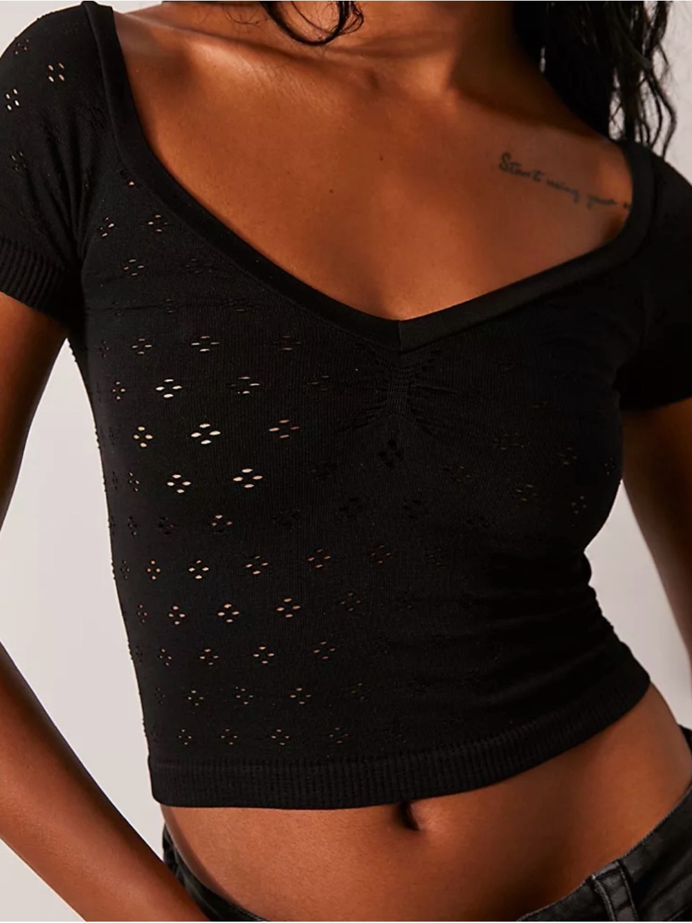 Free People Black Eyelet V‑Neck Short Sleeve Crop Top